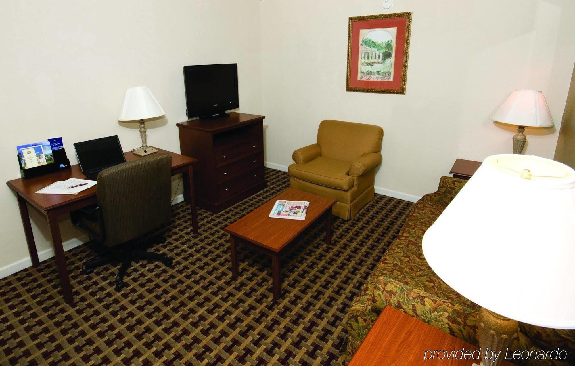 Surestay Plus Hotel By Best Western Джексон Номер фото